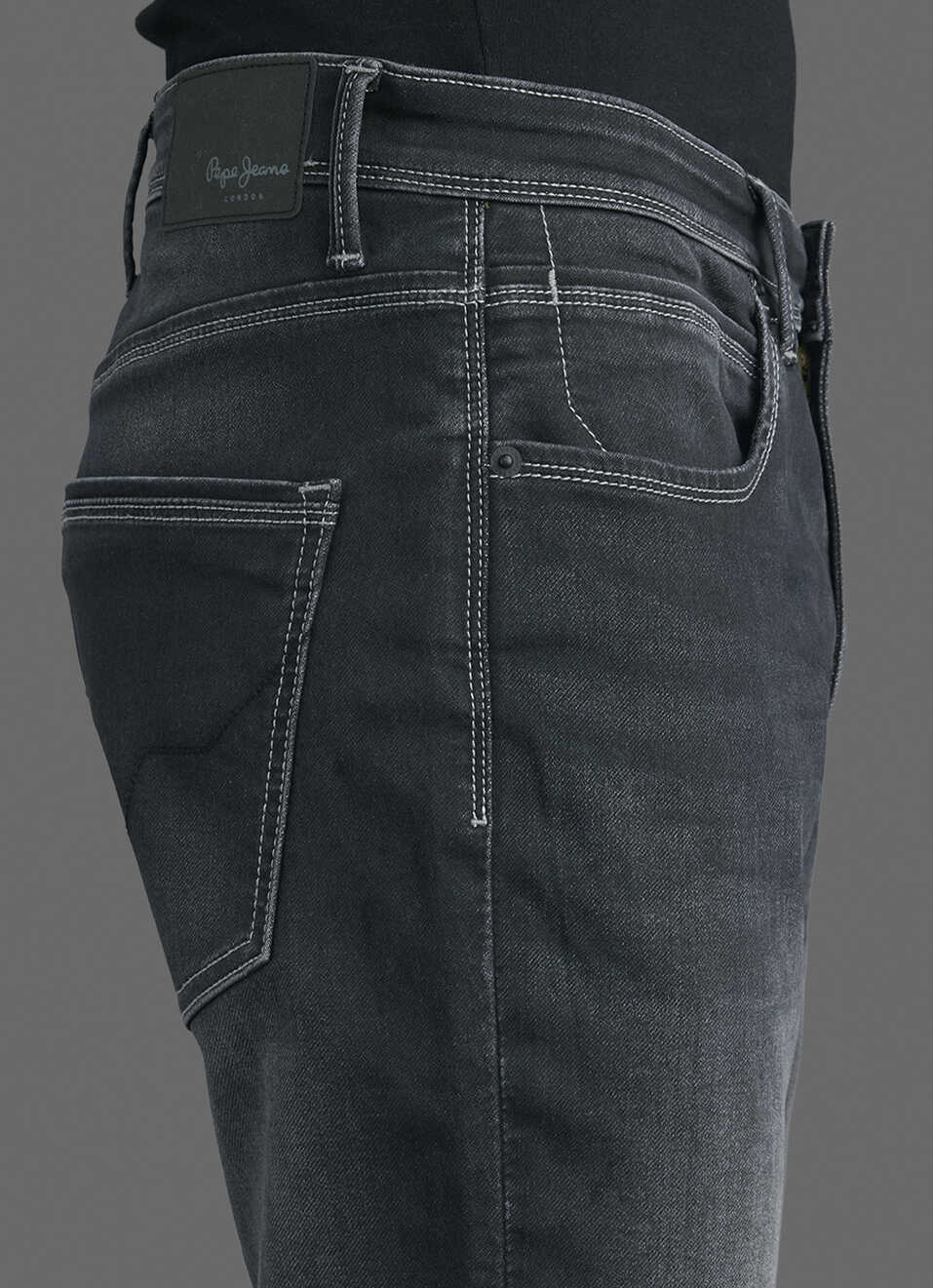 Men Black Straight Fit Mid Rise Stretchable Jeans, , large image number 4