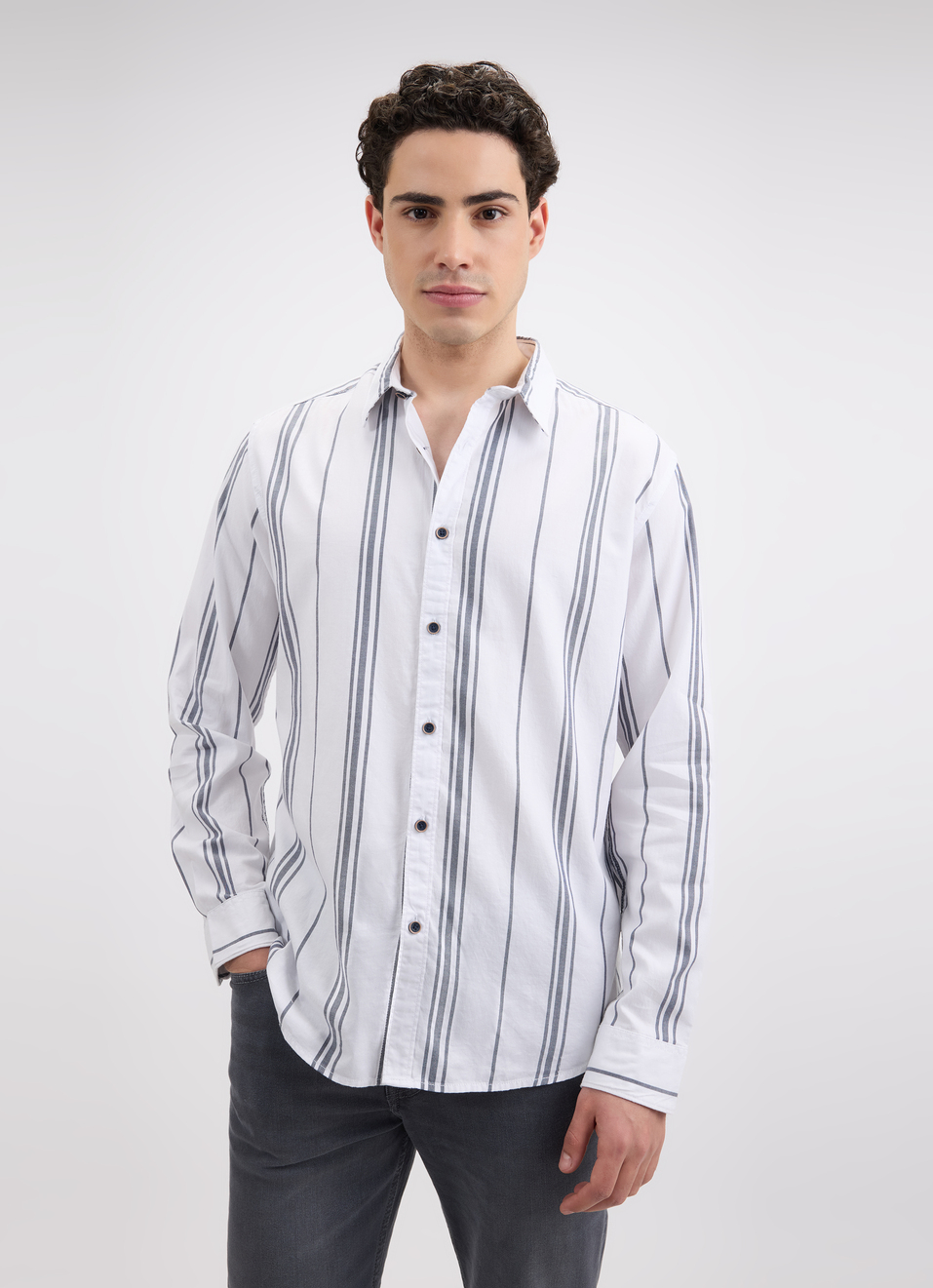Men White Vertical Stripe Full Sleeve Shirt, , large image number 1