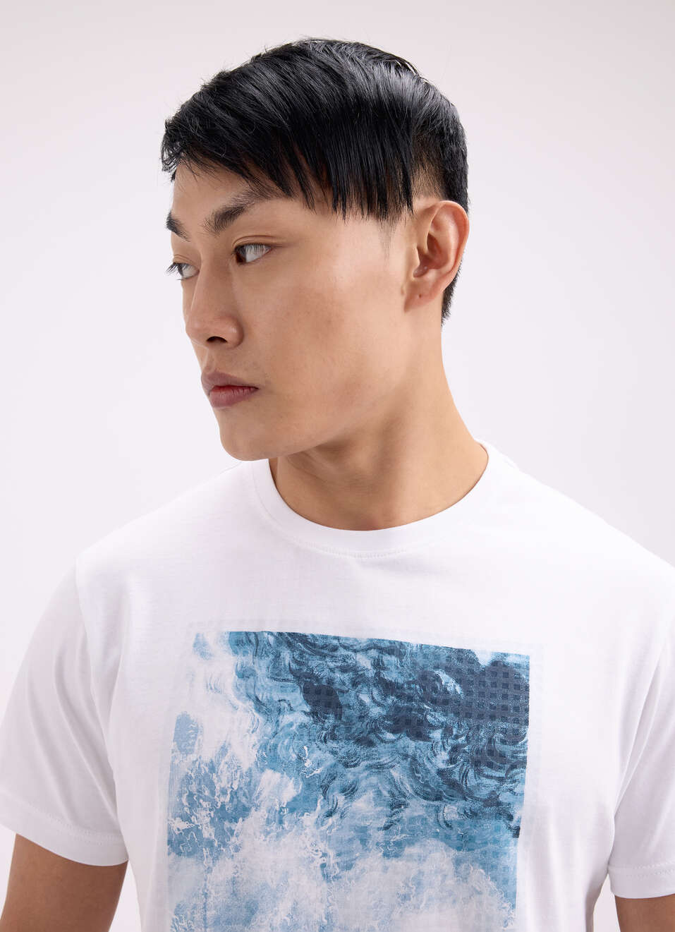 Men White Photographic Print Short Sleeve T-shirt, , large image number 4