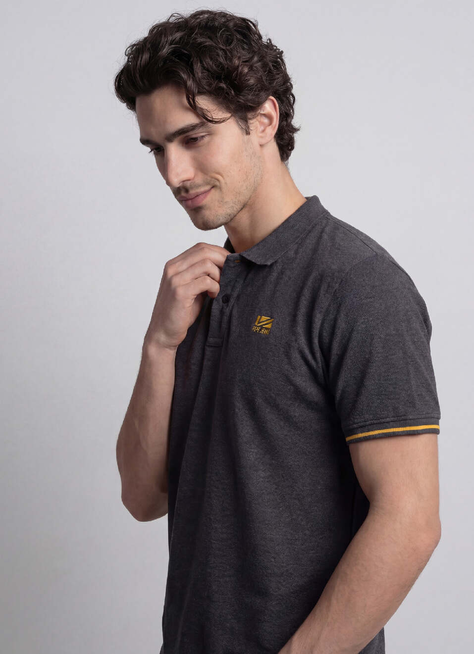Men Grey Solid Short Sleeves Polo, , large image number 3