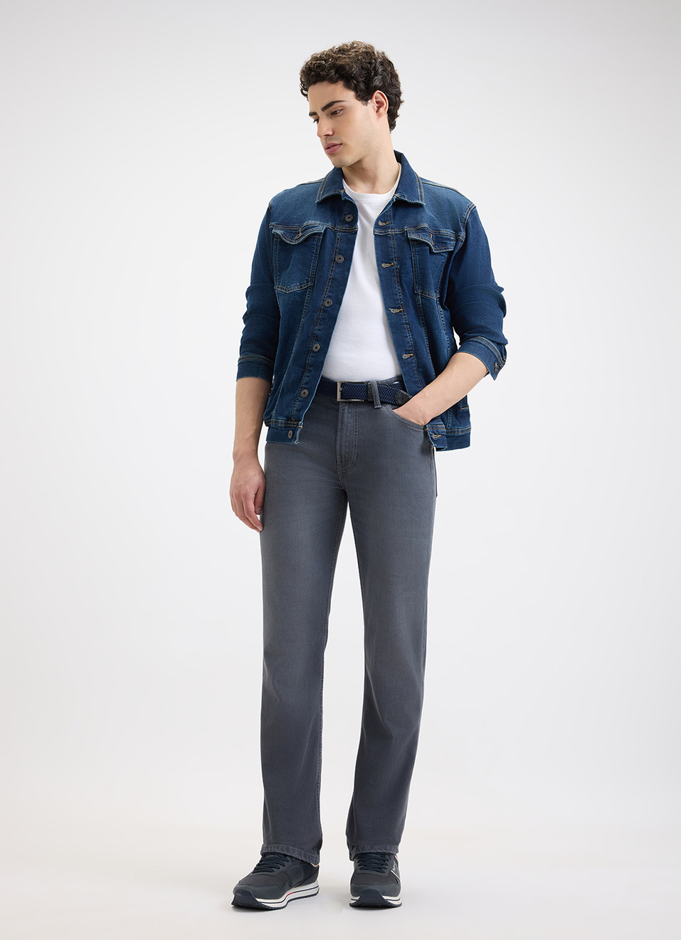 Men Grey Straight Fit Mid Rise Jeans , , large image number 1