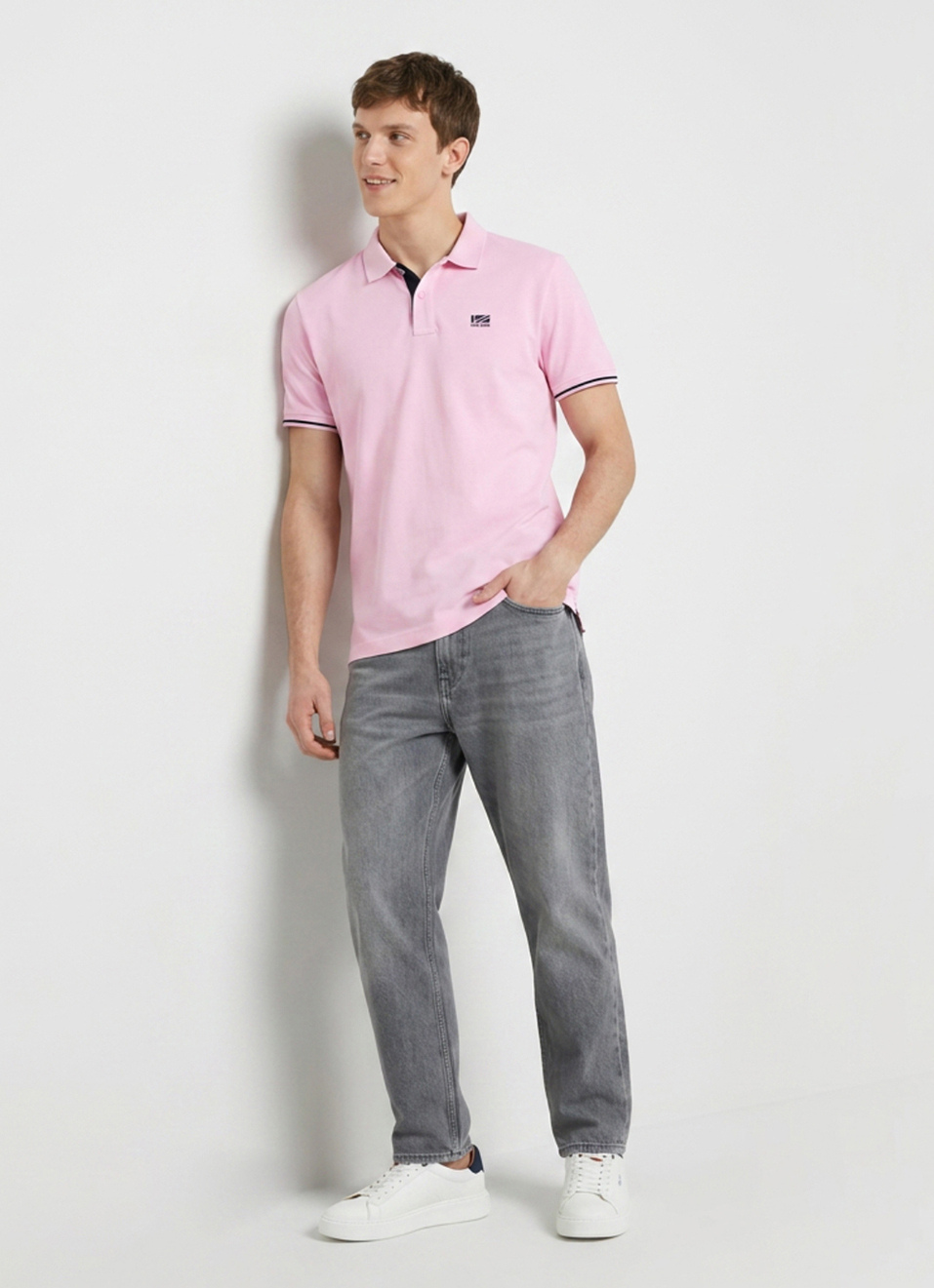 Men Pink Solid Polo T-shirt, , large image number 5