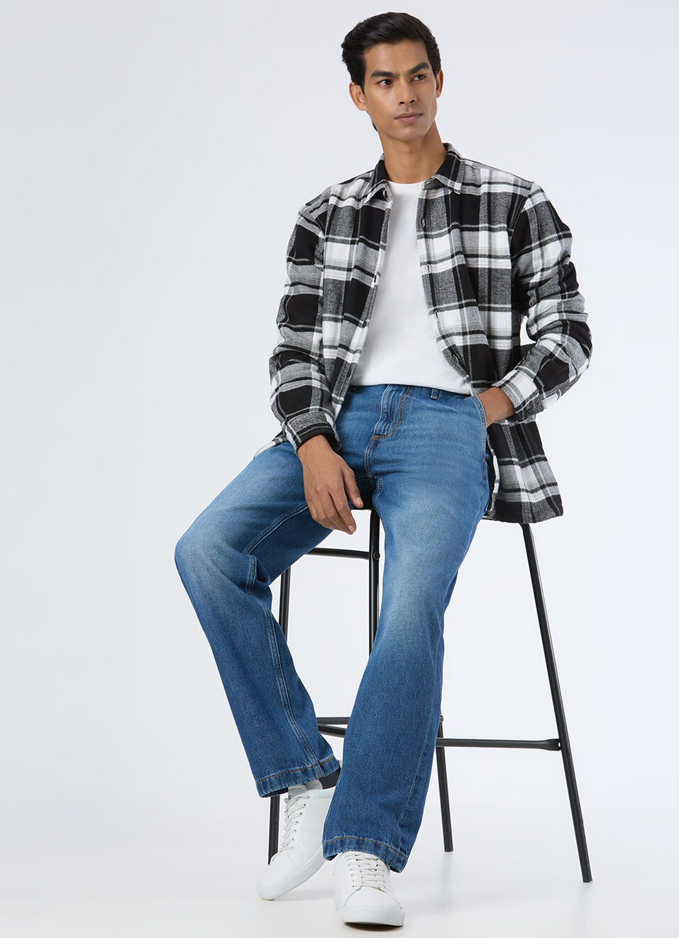 Men Blue Mid Rise Straight Fit Jeans, , large image number 1
