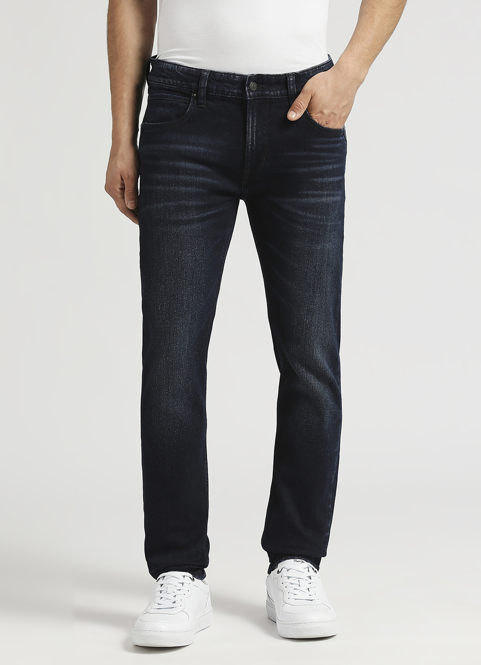 Vapour Low Rise Tapered Jeans, , large image number 2