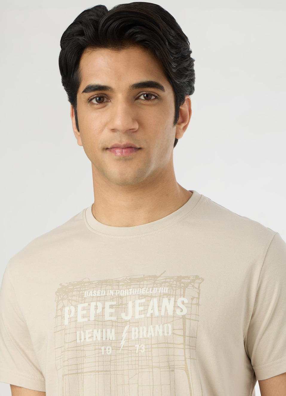 Men Light Beige Slim Graphic T-shirt, , large image number 4