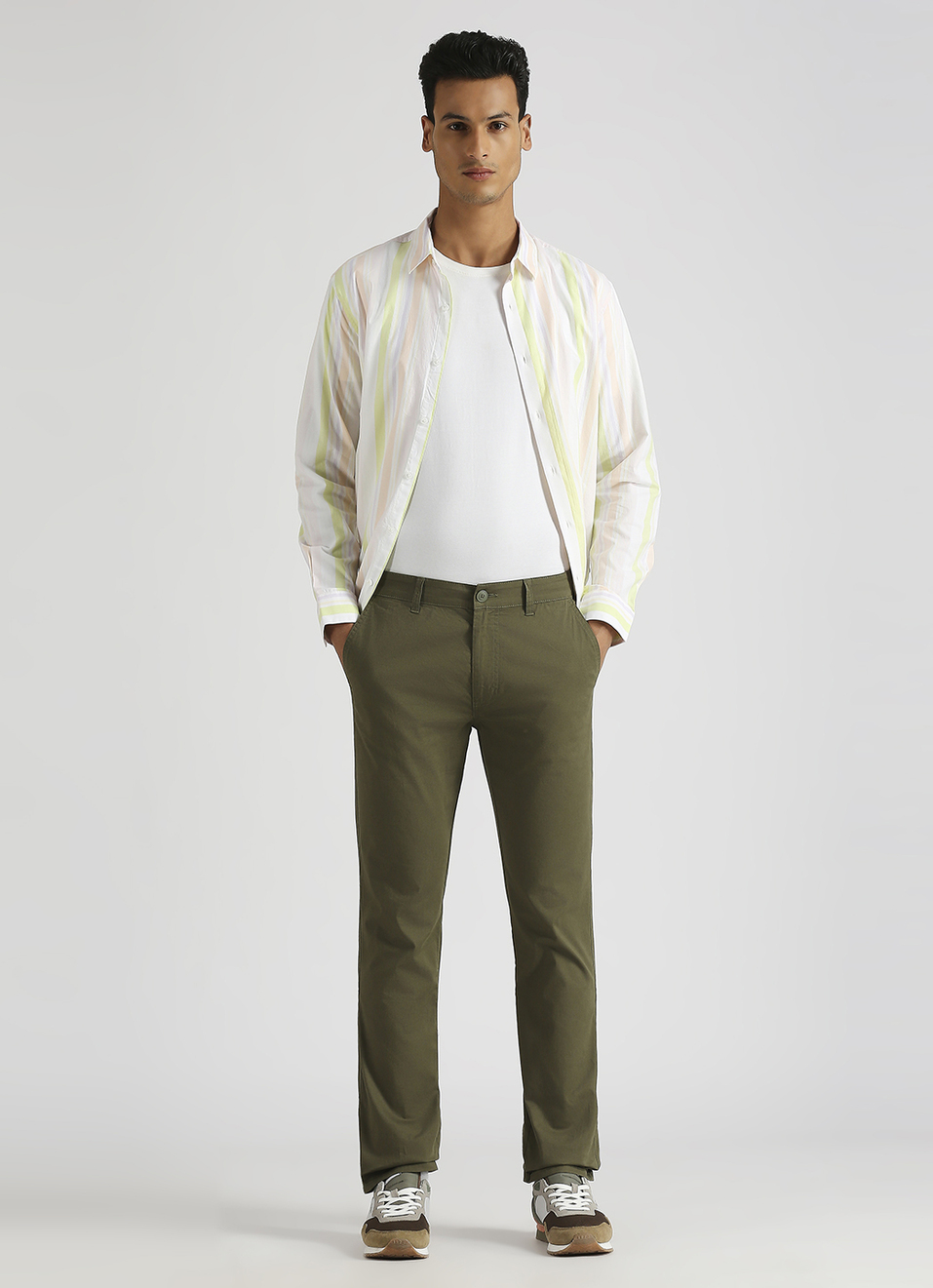 Men Green Mid Rise Stretch Chinos, , large image number 1