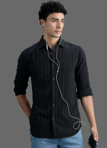 Men Black Striped Seersucker Long Sleeve Shirt