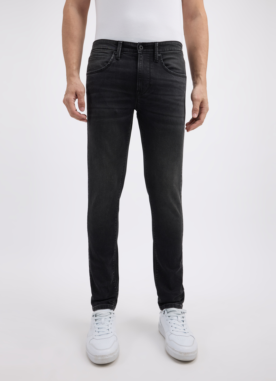 Men Black Mid Rise Tapered Gymindigo Jogger Like Jeans, , large image number 1