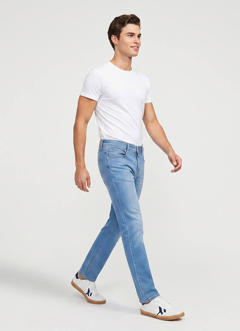 Men Blue Straight Fit Mid Rise Stretchable Jeans, , large image number 7