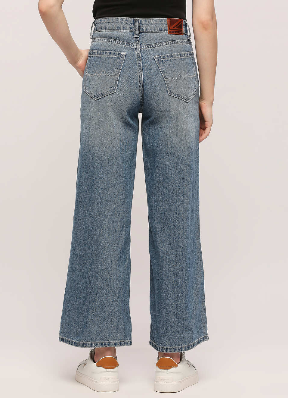 Hailey High Rise Loose Fit Jeans, , large image number 2
