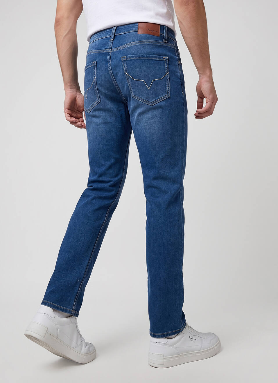 Men Blue Straight Fit Mid Rise Stretchable Jeans, , large image number 3
