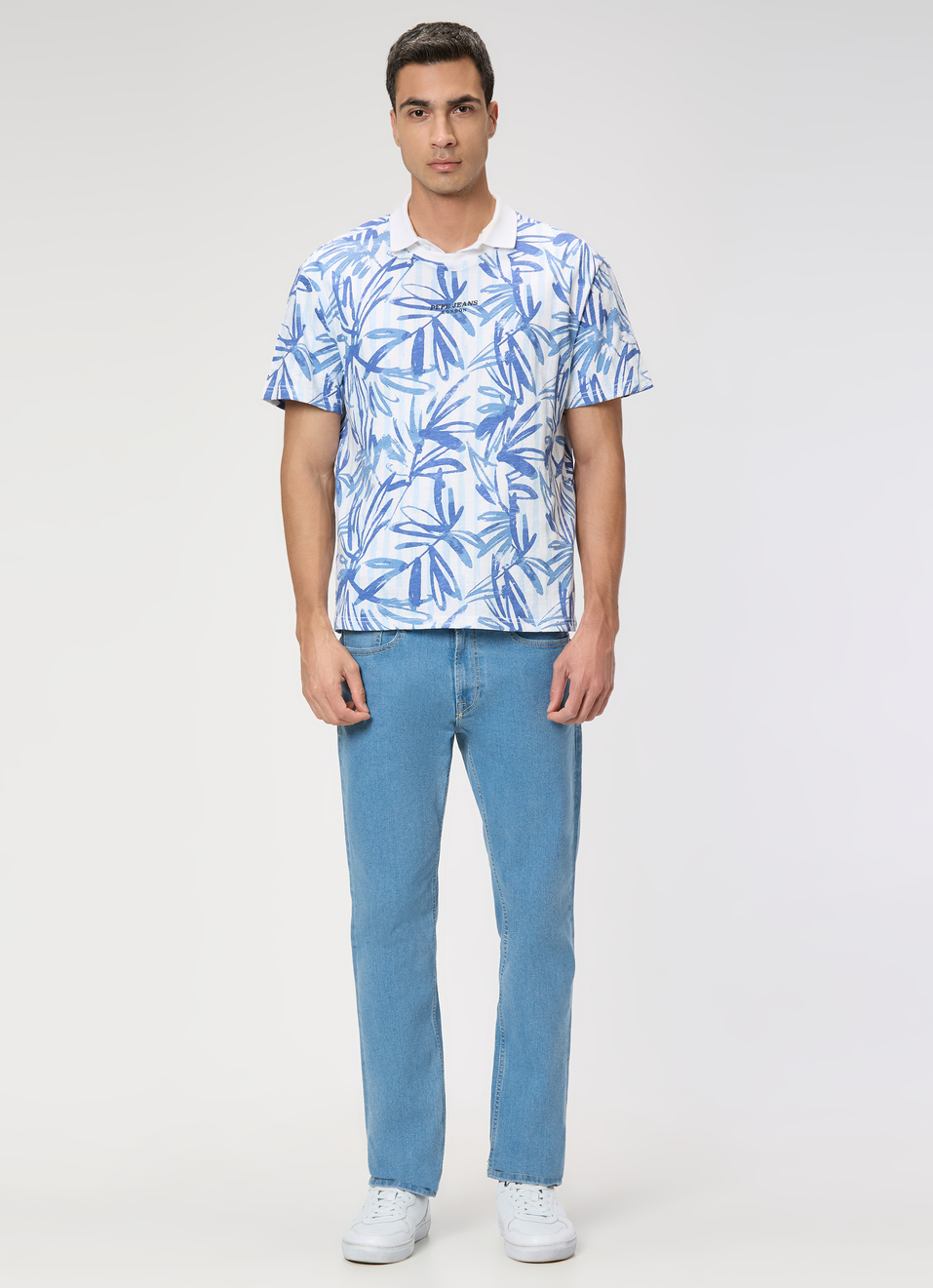 Men White Tropical Relaxed Fit T-shirt, , large image number 5