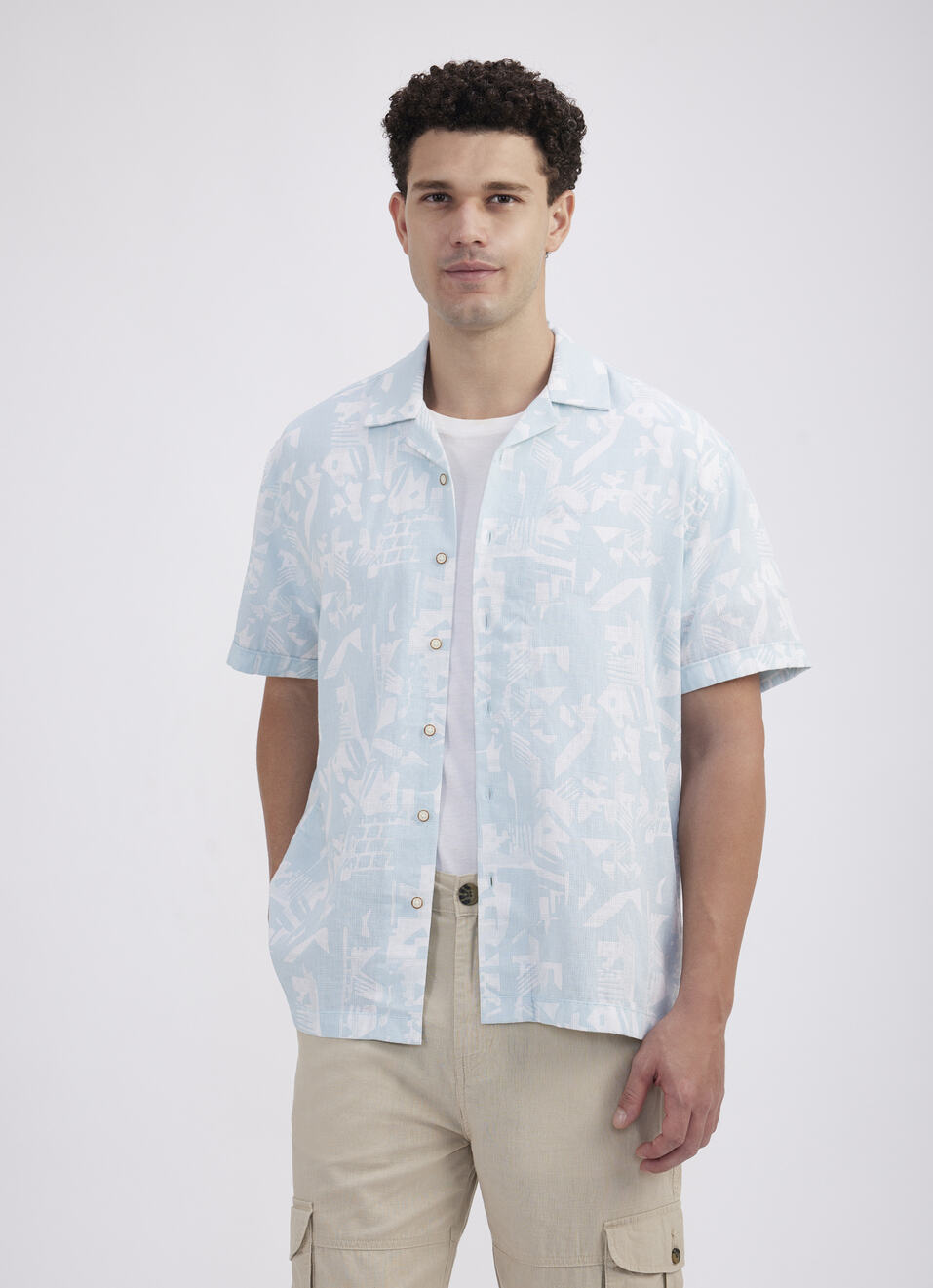 Men Blue Resort Collar Abstract Print Short Sleeve Shirt, , large image number 0