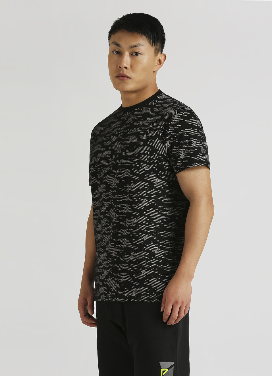 Black Water Base Print Short Sleeve T-shirt, , large image number 3