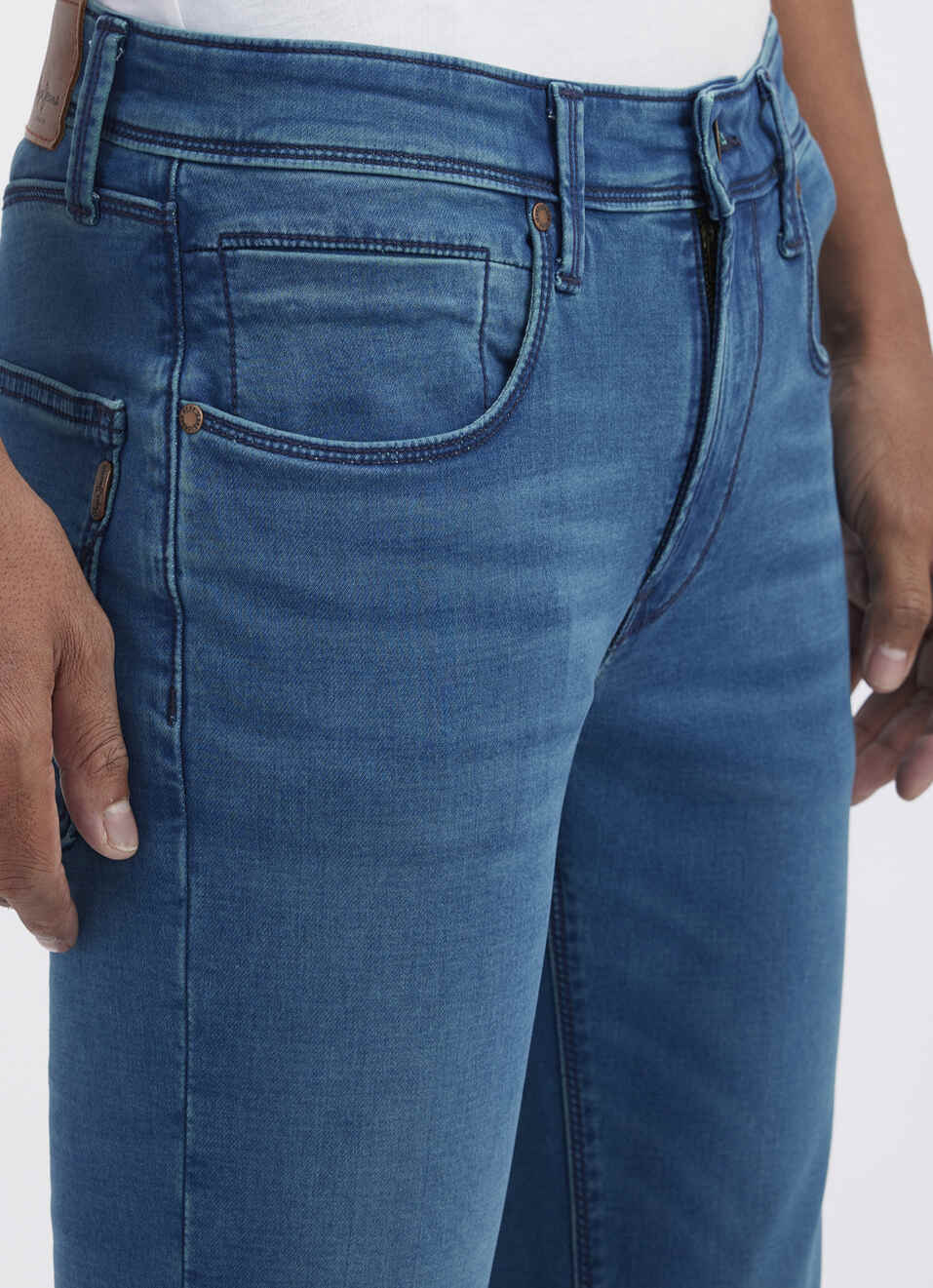 Men Green Slim Tapered Fit Low Rise Jeans , , large image number 4