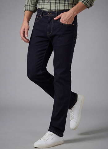 Men Dark Indigo Straight Fit Stretchable Jeans