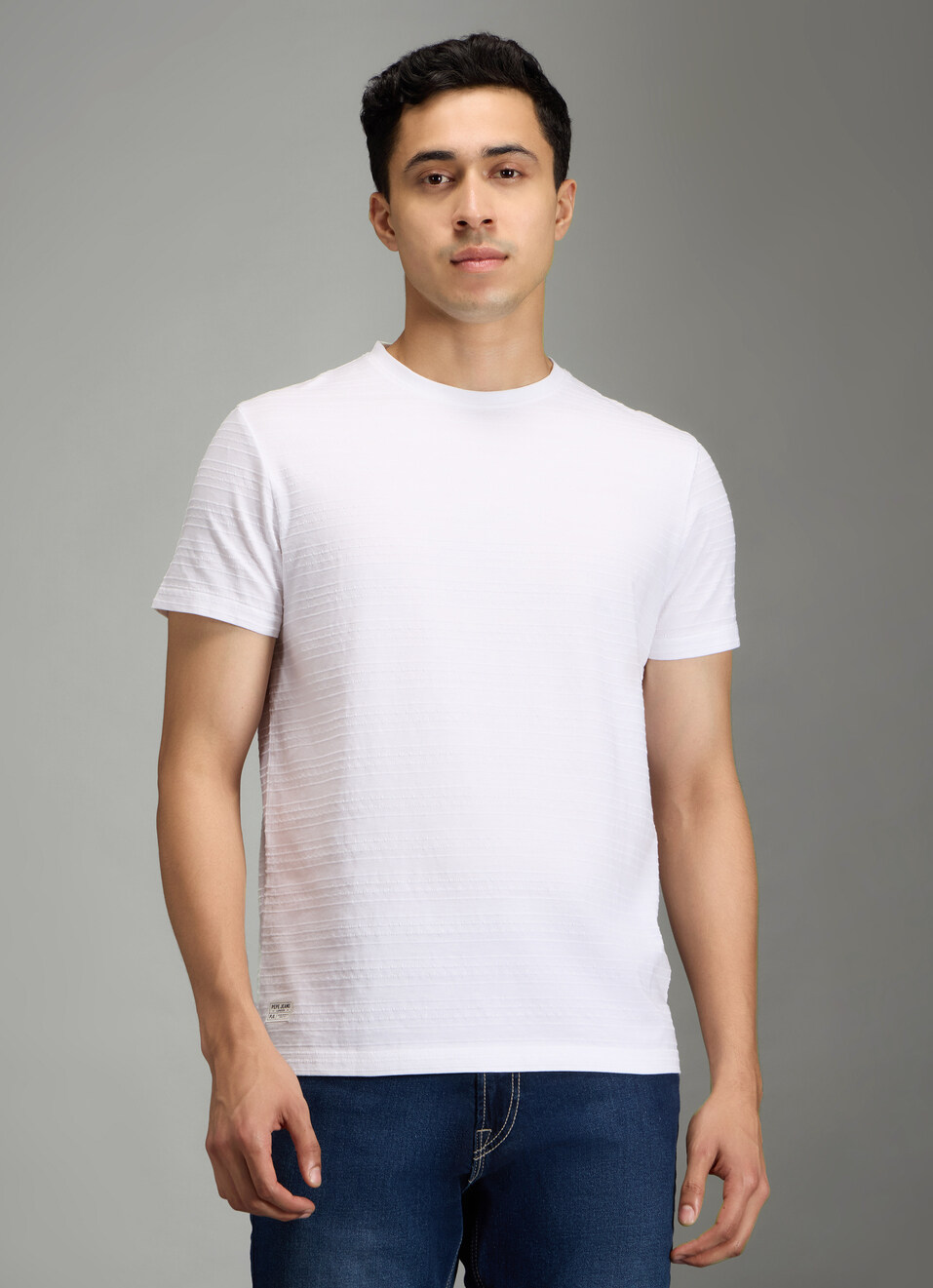 Men White Striped Slim Fit Crew Neck T-shirt, , large image number 5