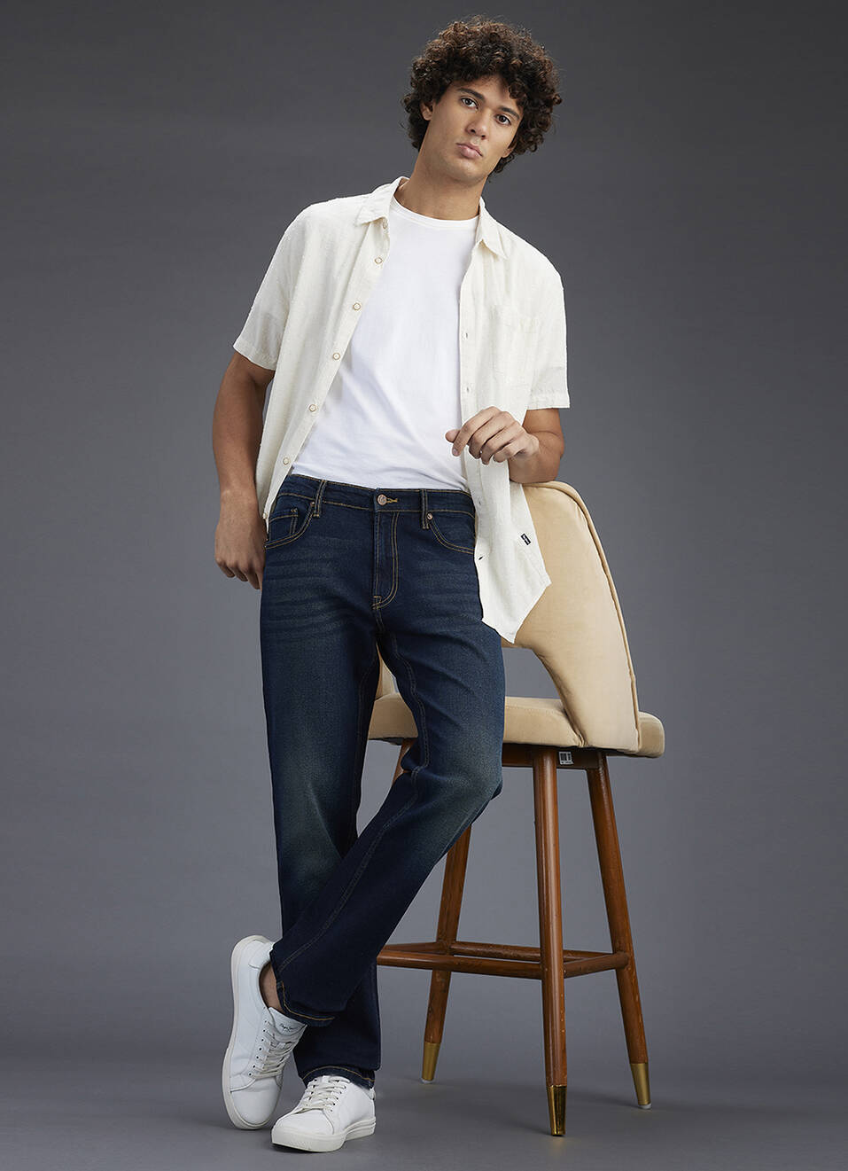 Men Blue Straight Fit Mid Rise Stretchable Jeans, , large image number 1