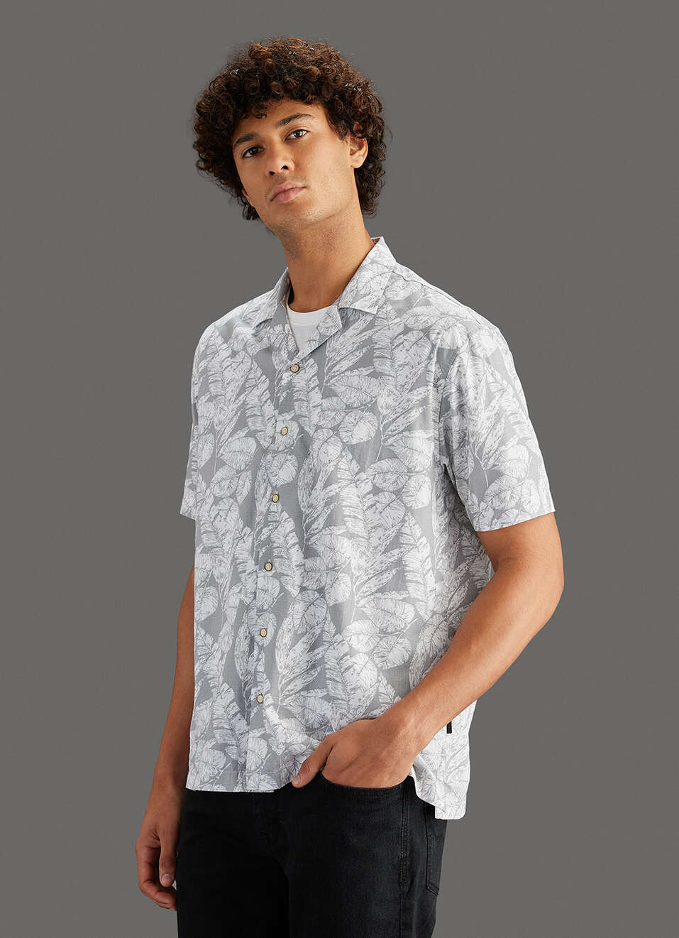 Men Grey Printed Relaxed Fit Resort Collar Shirt, , large image number 7