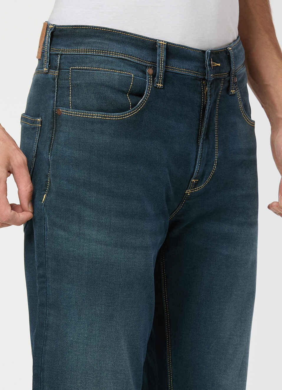 Men Blue Mid Rise Straight Fit All Clima Jeans, , large image number 4