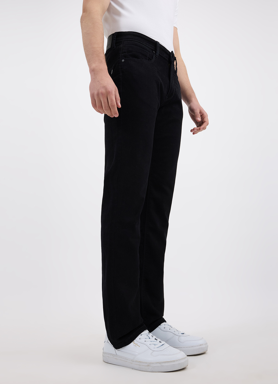 Men Black Mid Rise Straight Structured Jeans, , large image number 5