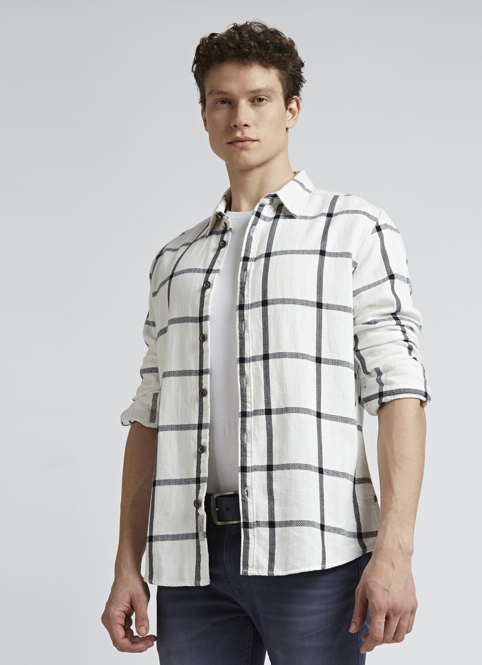 White Checks Full Sleeve Shirt, , large image number 0