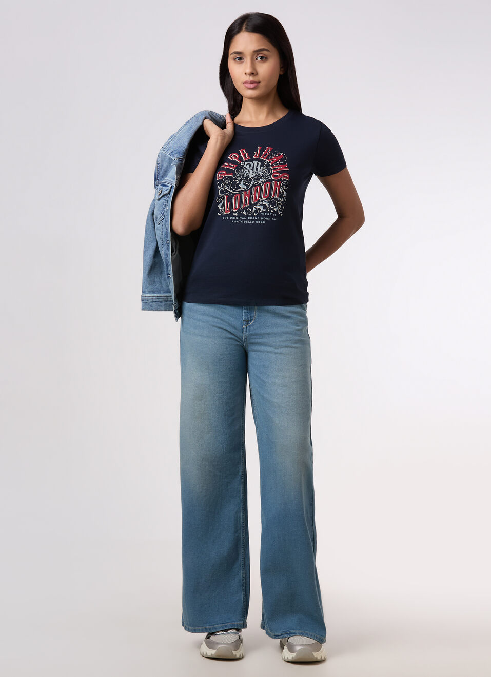 Women Navy Graphic Print T-shirt, , large image number 5