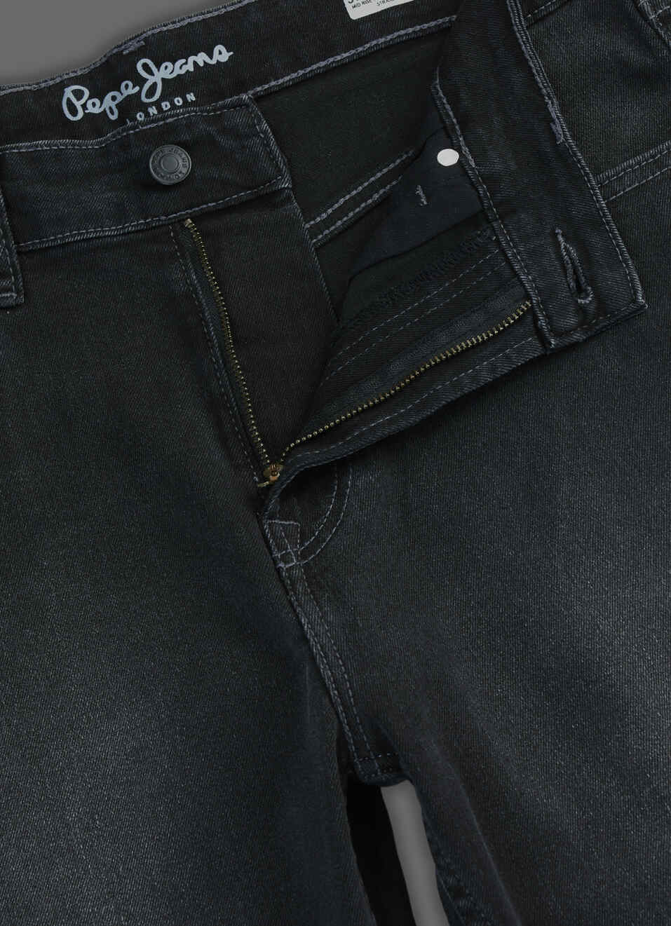 Men Black Straight Fit Mid Rise Stretchable Jeans, , large image number 6