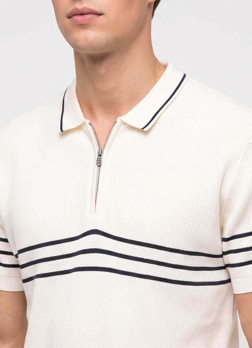 Men White Striped Flat Knit Polo Collar T-shirt, , large image number 4