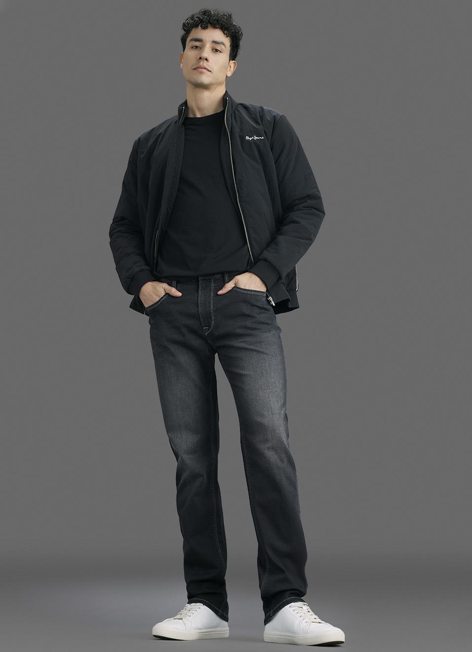 Men Black Straight Fit Mid Rise Stretchable Jeans, , large image number 1