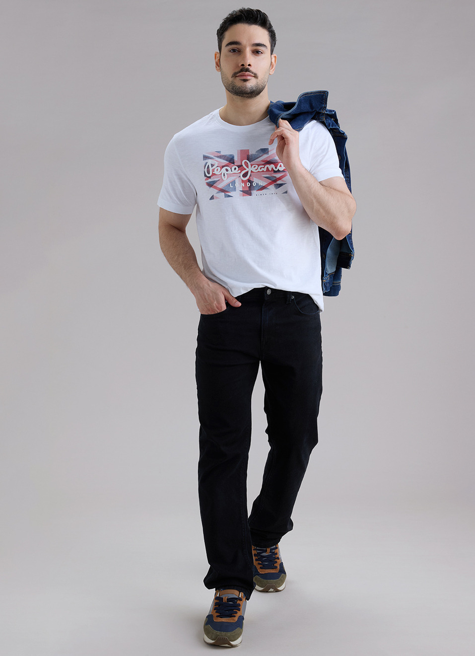 Men White Printed Slim Fit Short Sleeve T-shirt, , large image number 5