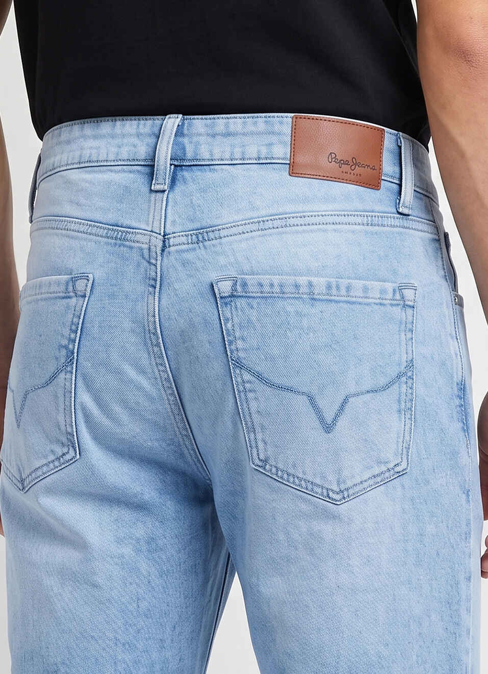 Men Blue Relaxed Straight Fit Mid Rise Jeans, , large image number 5