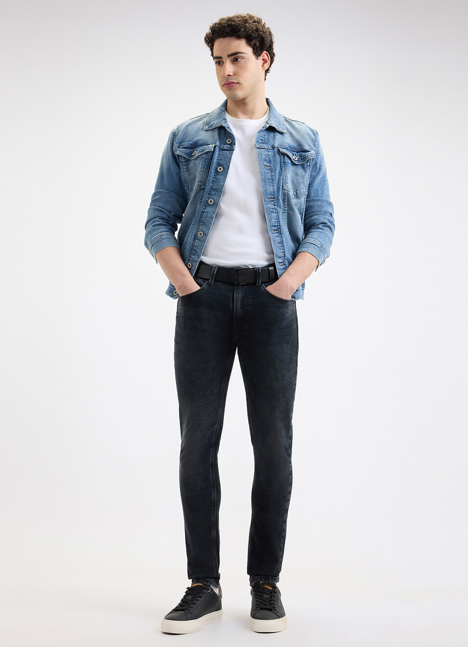 Men Black Mid Rise Tapered Structured Jeans, , large image number 1