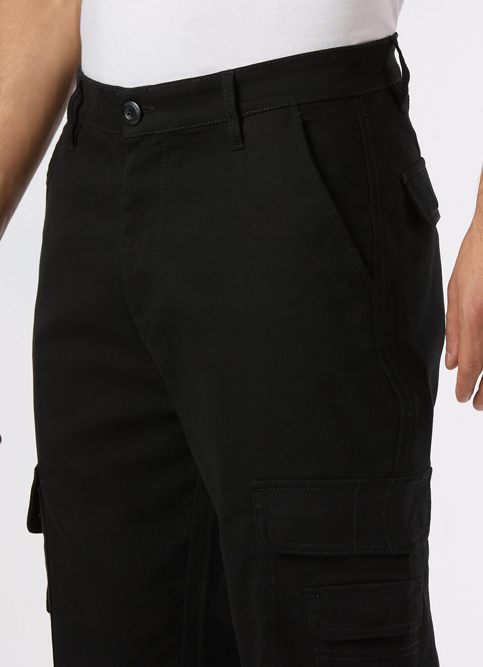 Men Black Multi-pocket Utility Design Cargo Pants, , large image number 4