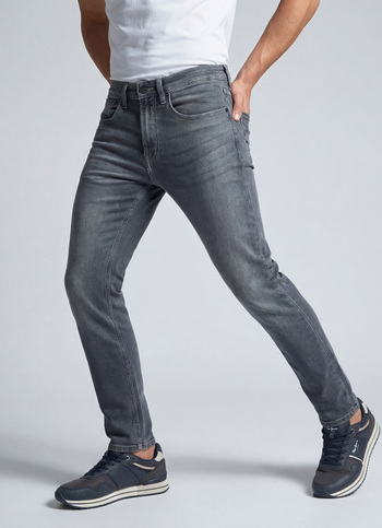 Men Grey Mid Rise Slim Fit Jeans
