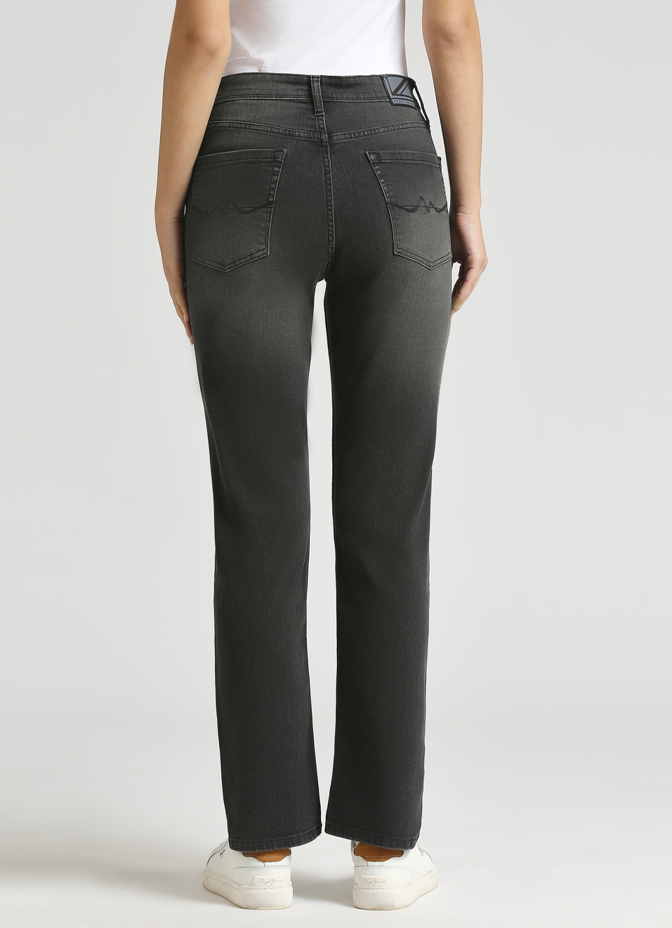 Mary Black High Waist Straight Fit Jeans, , large image number 2