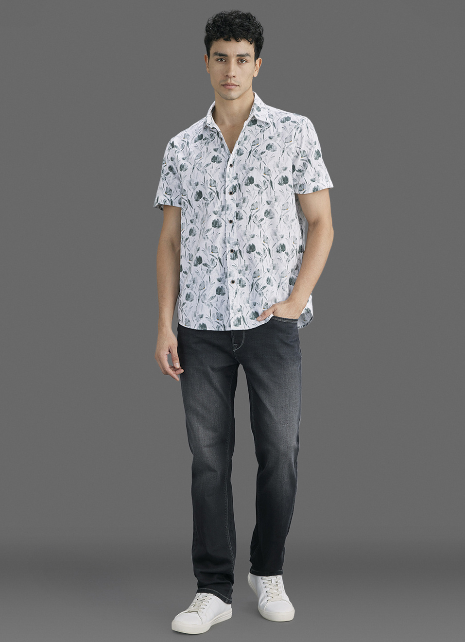 Men Grey Printed Resort Collar Short Sleeve Shirt, , large image number 2