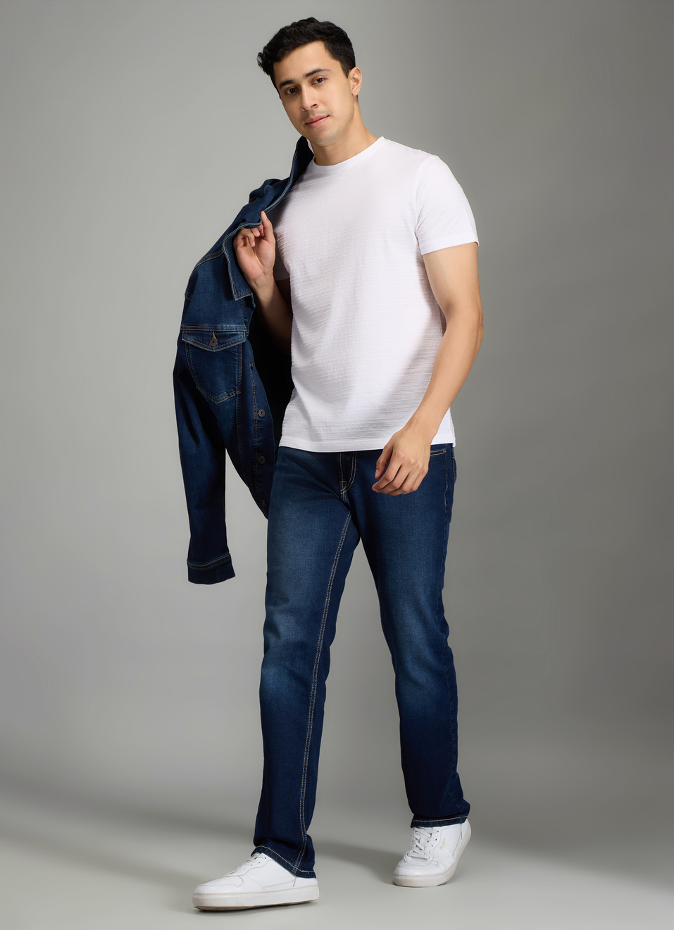 Men White Striped Slim Fit Crew Neck T-shirt, , large image number 2