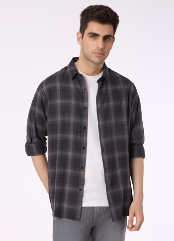 Men Black Check Regular Fit Full Sleeve Shirt