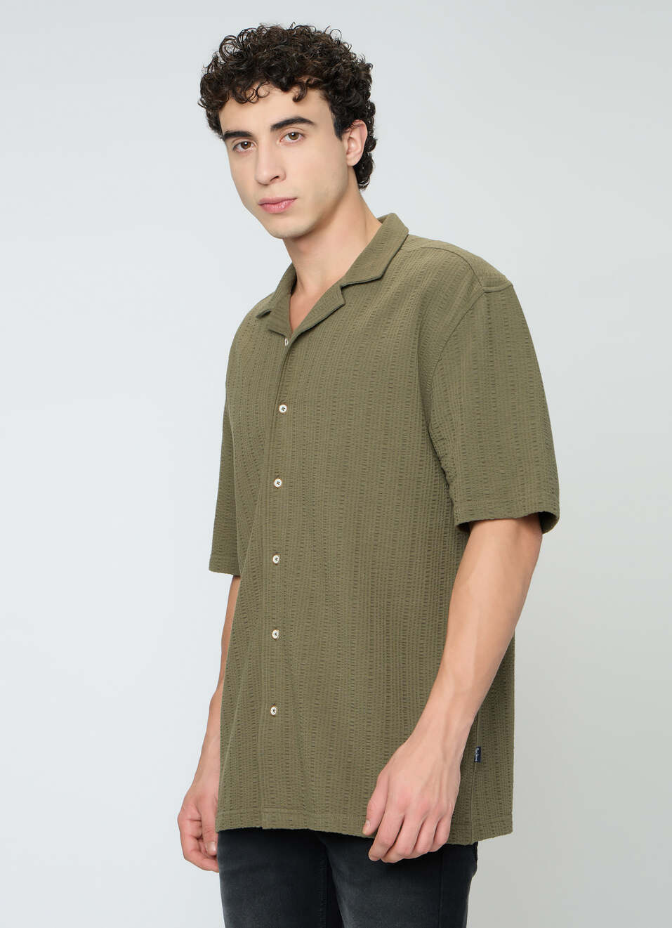 Men Olive Green Solid Relaxed Fit Shirt, , large image number 3