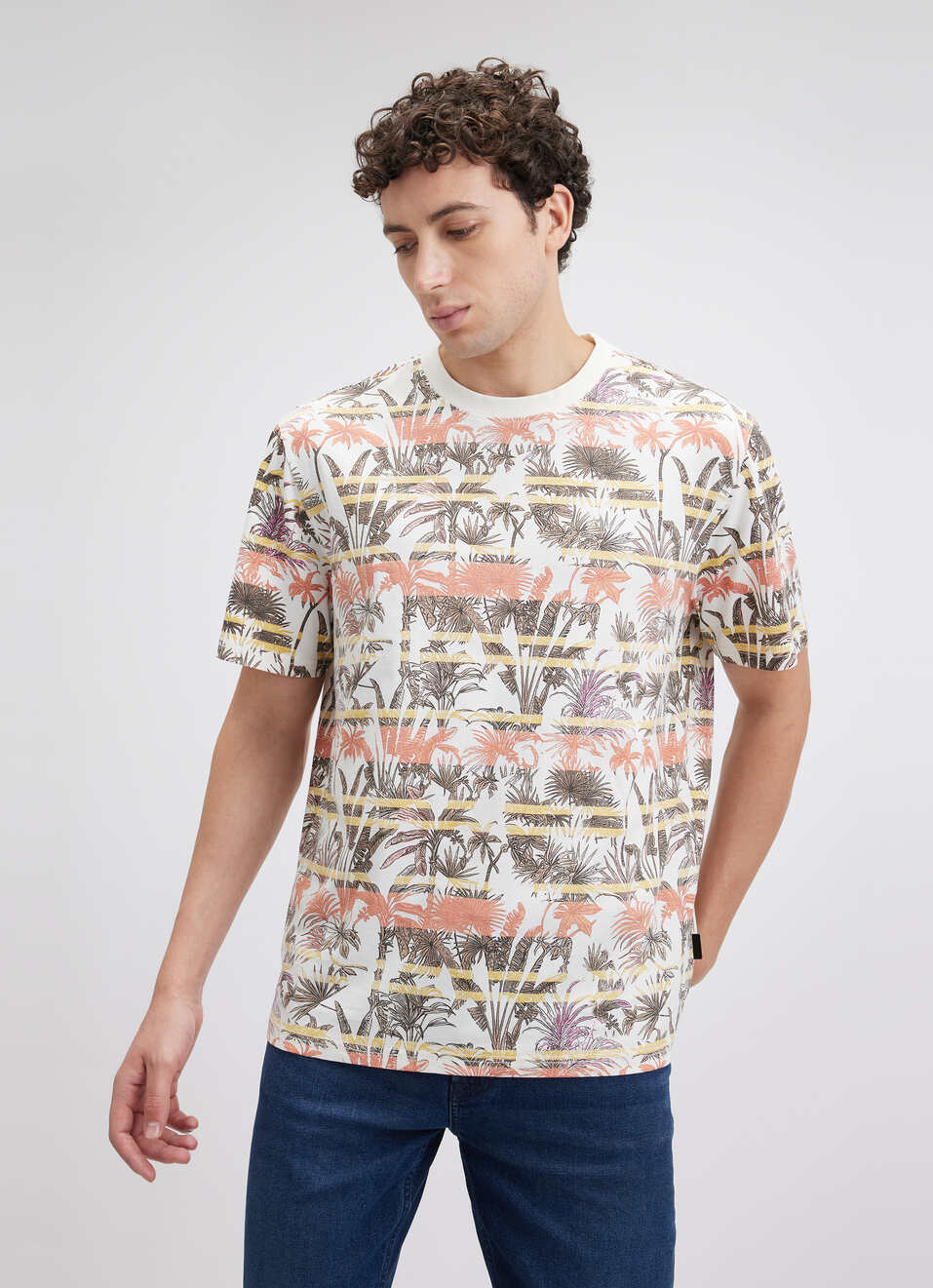 Men Off White Tropical Print Short Sleeve T-shirt, , large image number 1
