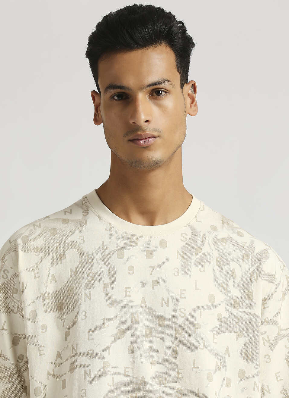 Ivory Oversized Abstract Print Typographic Short Sleeve T-shirt, , large image number 4