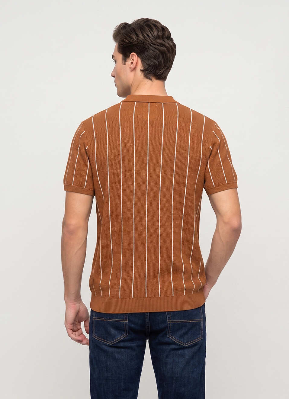 Men Orange Striped Flat Knit Polo Collar T-shirt, , large image number 2