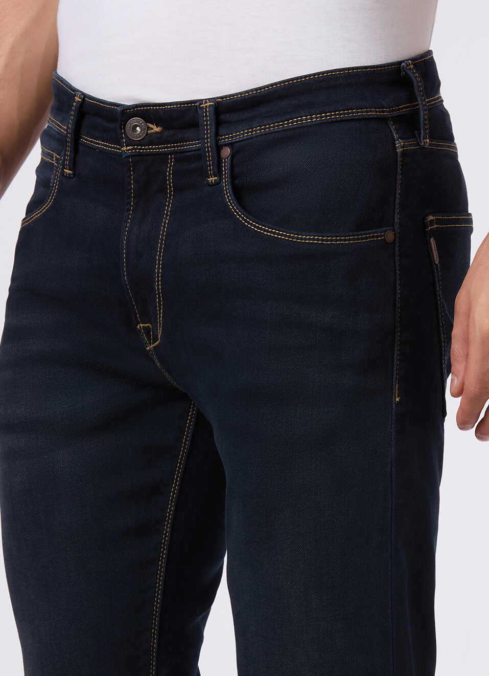 Men Dark Blue Mid Rise Slim Fit Stretchable Jeans, , large image number 4