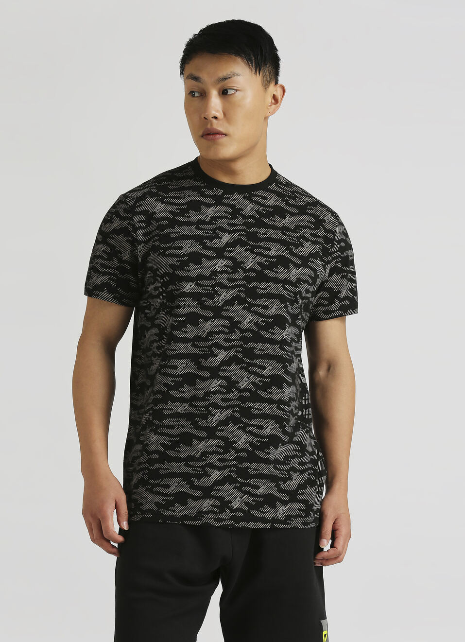 Black Water Base Print Short Sleeve T-shirt, , large image number 1