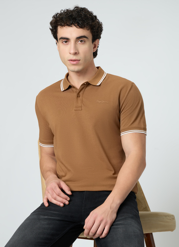Men Brown Solid Polo Collar T-shirt