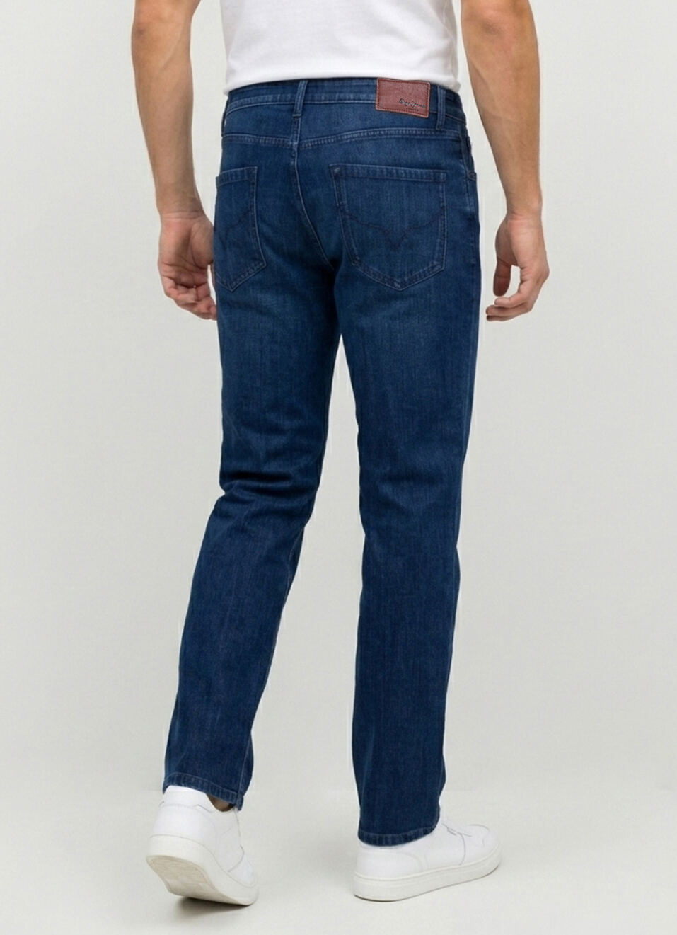 Men Blue Relaxed Straight Fit Mid Rise Jeans, , large image number 3
