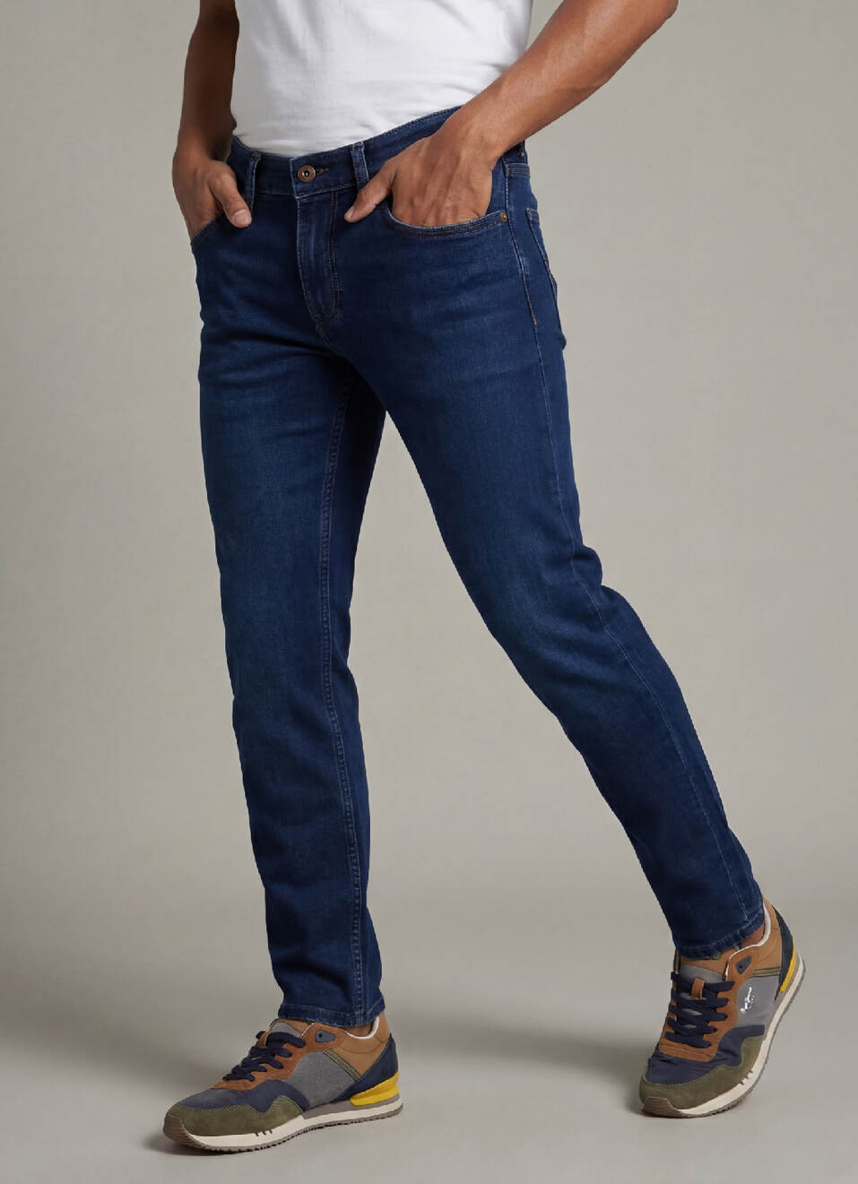 Men Blue Mid Rise Slim Fit Stretchable Jeans, , large image number 0