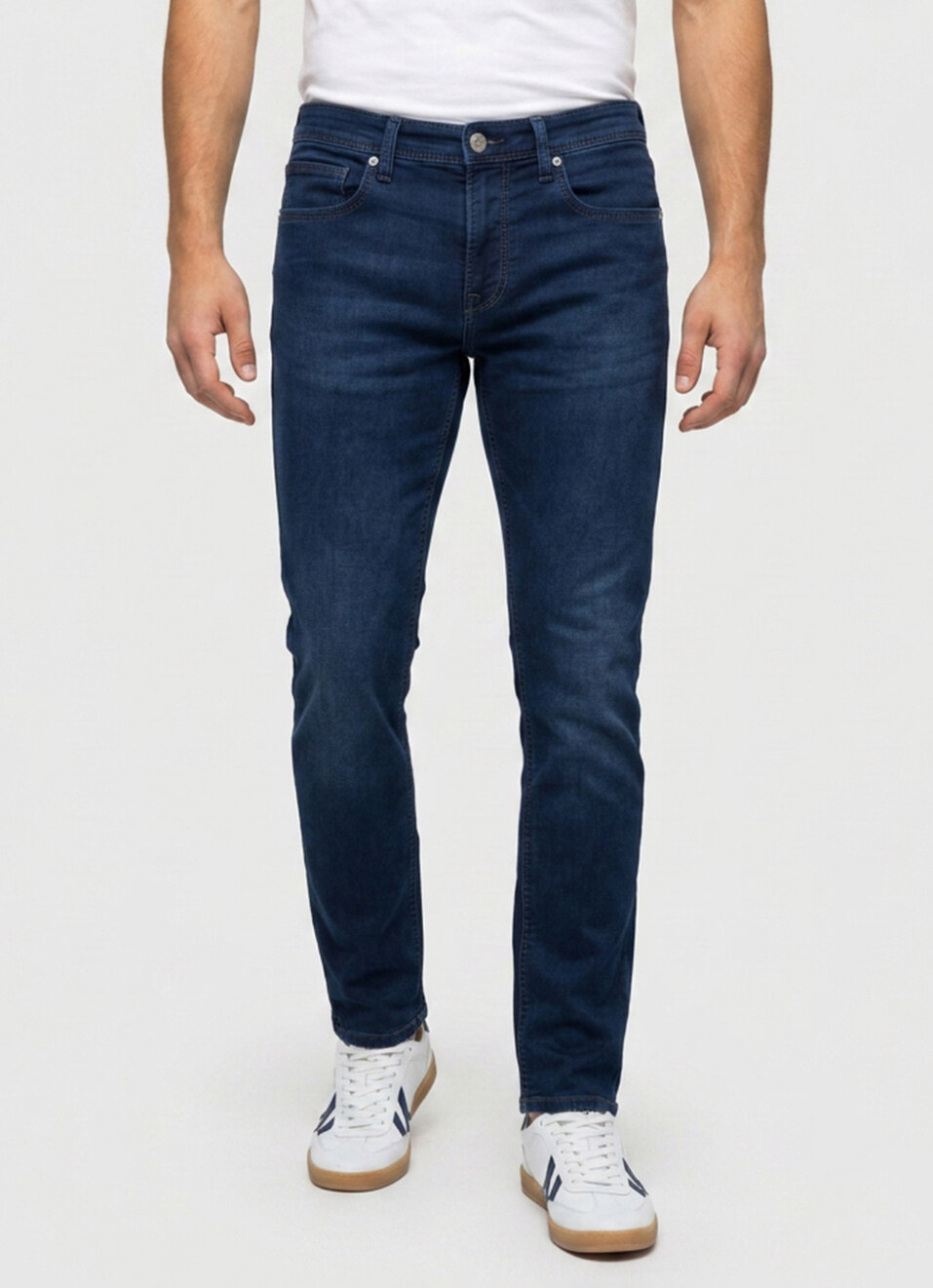 Men Blue Slim Fit Mid Rise Stretchable Jeans, , large image number 2