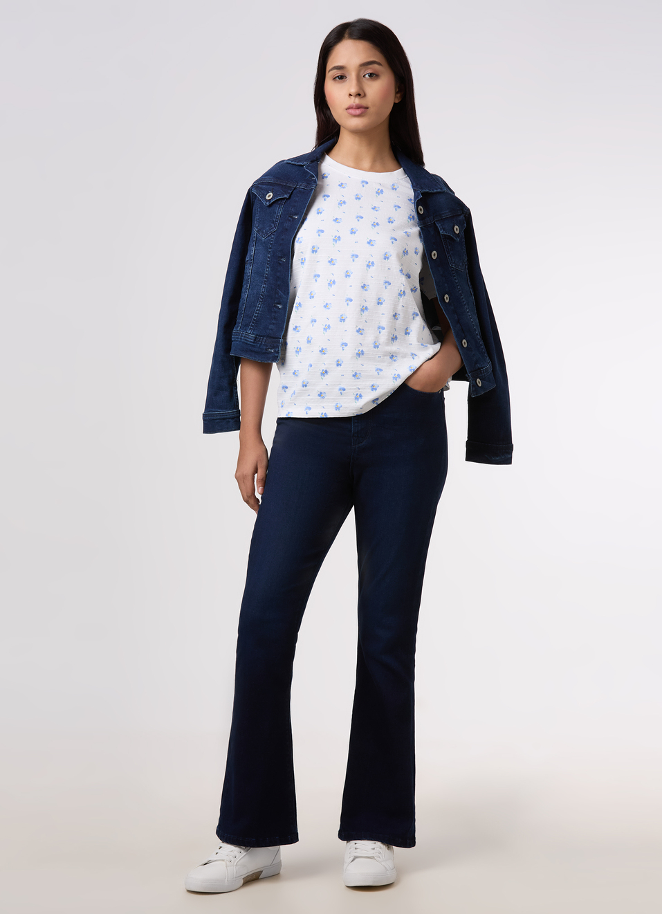 Women Blue Floral Print Comfort Fit T-shirt, , large image number 5